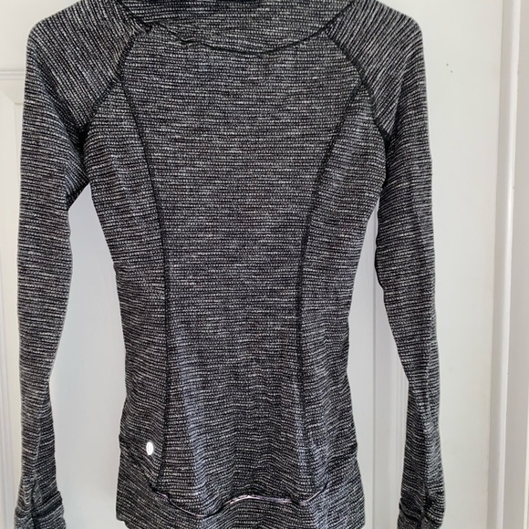 Lululemon Half Zip - Picture 2 of 4